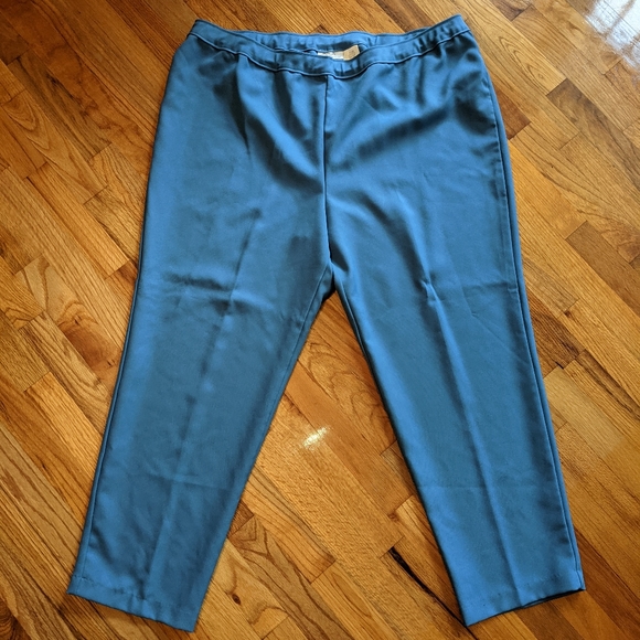 Classic Bend Over pants - Picture 3 of 6